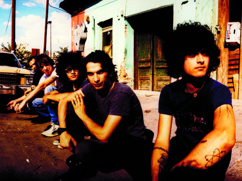 At The Drive-In z pierwszą płytą od 17 lat. Posłuchaj "Incurably Innocent"