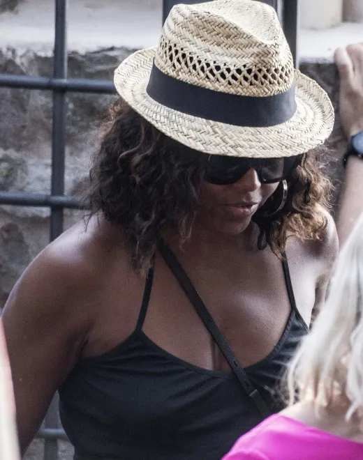 10413839-michelle-obama.jpg