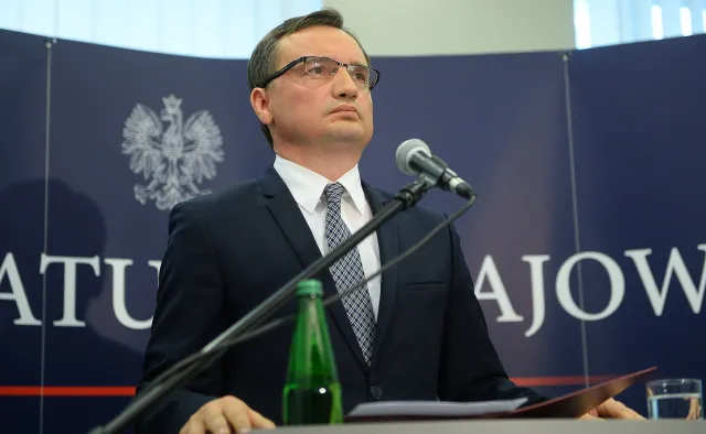 Ziobro bierze na celownik wyłudzenia kamienic w Krakowie. "To wielka afera"
