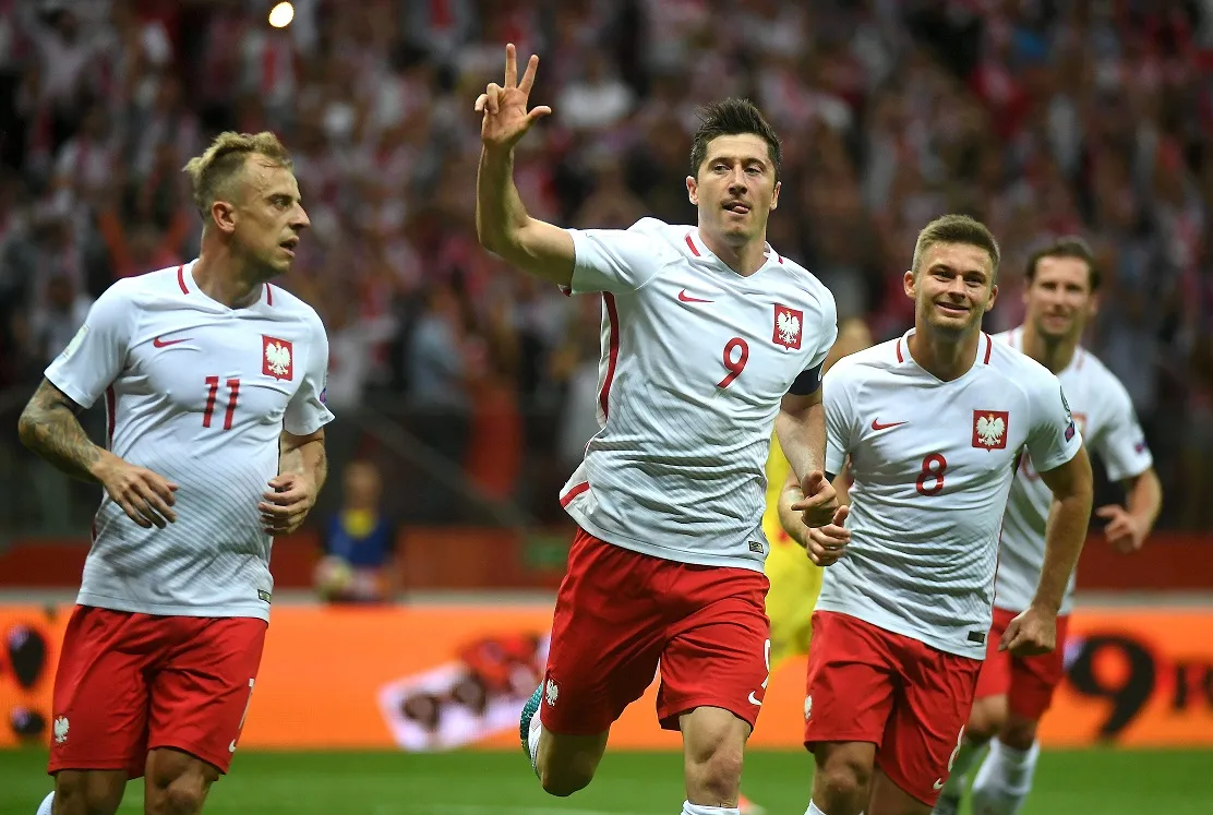 El. MŚ 2018: Wielki mecz Lewandowskiego. Strzelił trzy gole Rumunii. Polska blisko awansu