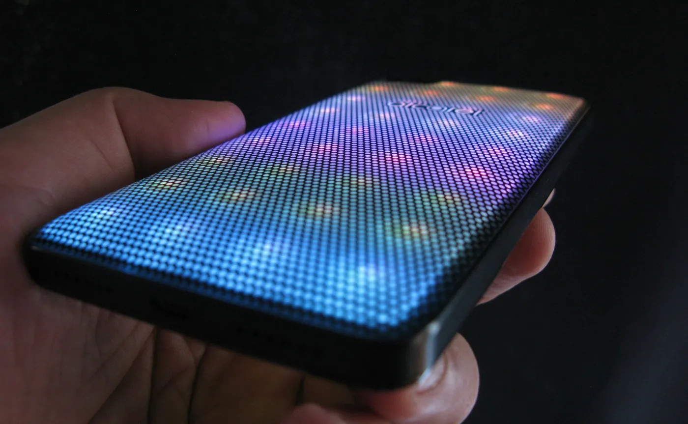 Alcatel A5 LED
