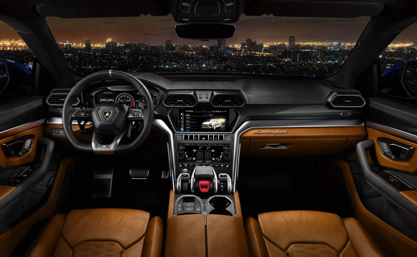 10635181-lamborghini-urus.jpg