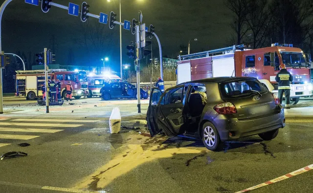 Tragiczny wypadek w Łodzi. Trzy osoby nie żyją 