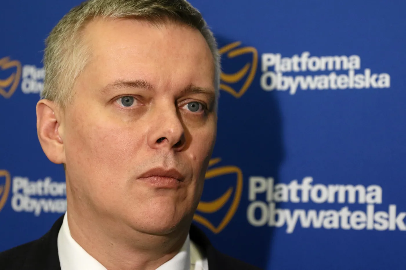 "PO przeciwko unijnym sankcjom wobec Polski". Siemoniak ostrzega przed Orbanem
