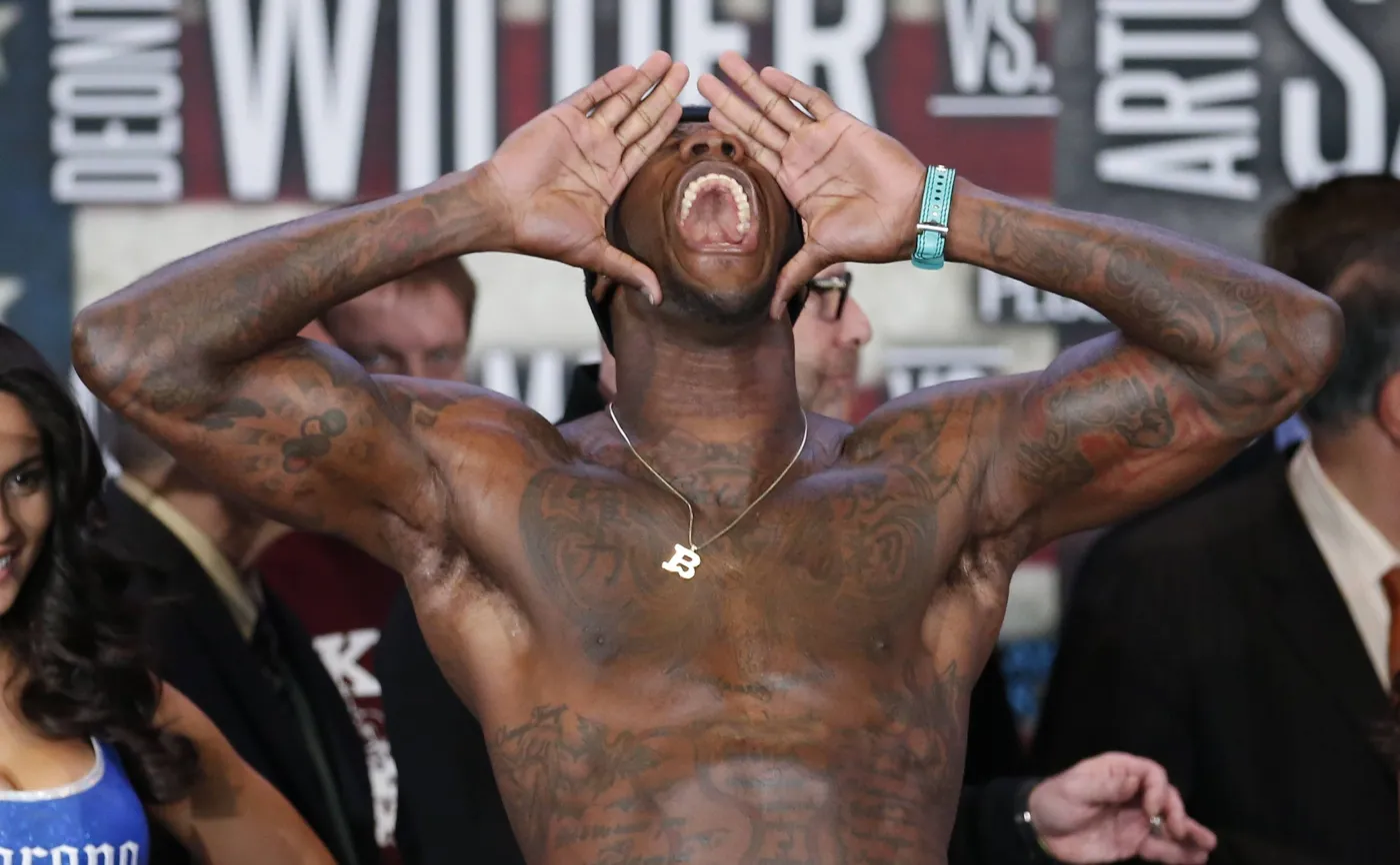 To była prawdziwa furia! Wilder już w pierwszej rundzie posłał Stiverne'a na deski [WIDEO]