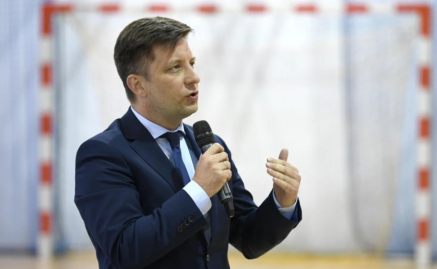 Ministrowie mają czas do północy, żeby oddać nagrody. "Kto nie zwróci, poniesie konsekwencje"