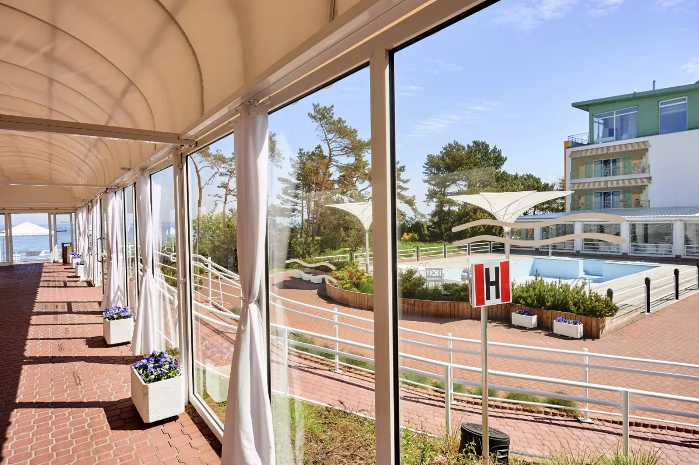 10964978-hotel-w-juracie3.jpg