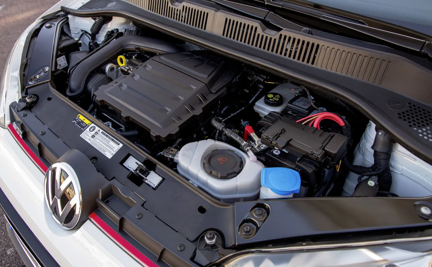 Volkswagen up! GTI. Litrowy silnik VW stając na najwyższym podium pokonał konkurencyjne propozycje Forda, BMW, Hondy, Renault/Nissan oraz General Motors (Opel)