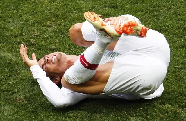 Cristiano Ronaldo niemiłosiernie wygwizdany w Moskwie. Kibice skandowali nazwisko Lionela Messiego