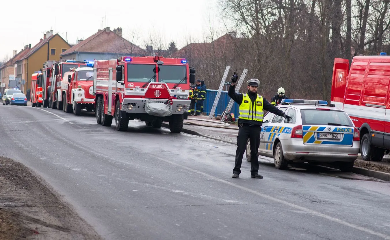Czeskie służby