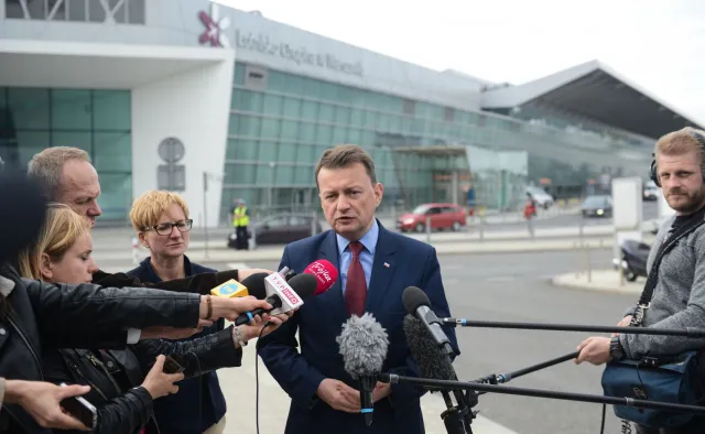 Szef MON rozmawiał z nowym doradcą Trumpa. Jednym z tematów zwiększanie liczebności wojsk USA w Polsce