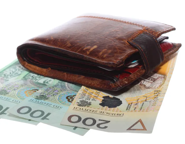 Minimalna pensja skoczy mocno w górę. Ale związkowcy nie są zadowoleni