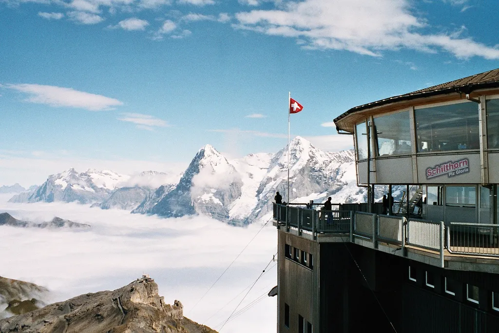 Piz Gloria_Flickr.com