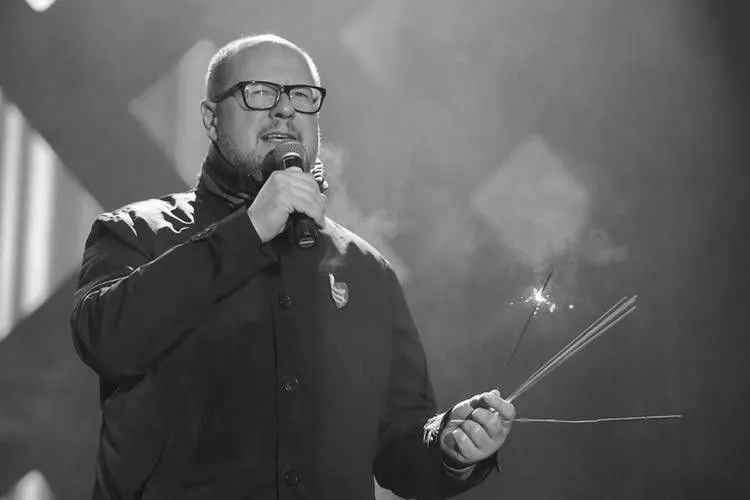 Paweł Adamowicz