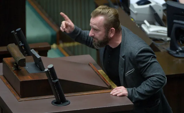 Liroy-Marzec interweniuje u Ziobry. Chodzi o sprawę Polki, której sąd nakazał oddać córkę Marokańczykowi