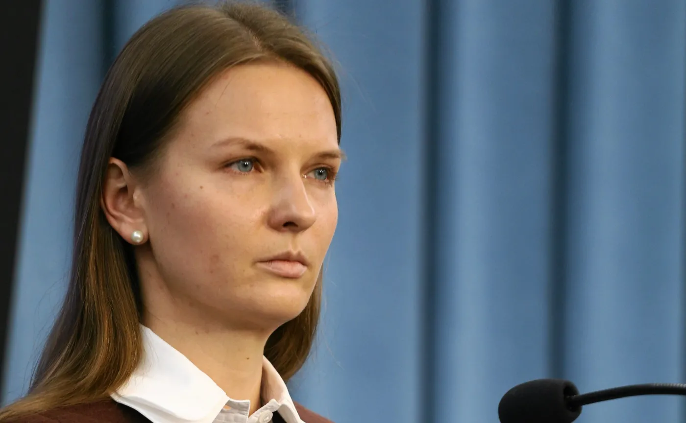 Ludmyła Kozłowska z mężem w Brukseli. "Polskie władze prześladują moją żonę tylko dlatego, że jest cudzoziemką"