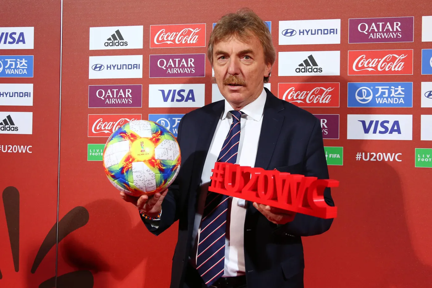 Zbigniew Boniek mimo 63 lat nadal w formie. Bez problemu wykonał urodzinowe zadanie [WIDEO]