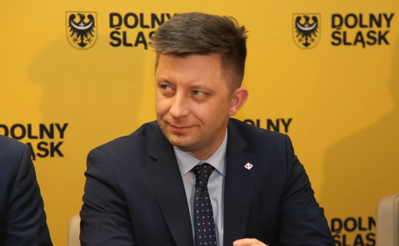 Dworczyk: Sprawa Bartłomieja M. nie ma wpływu na pozycję Antoniego Macierewicza w PiS