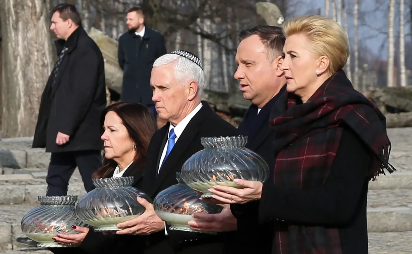 12133275-pary-prezydenckie.jpg