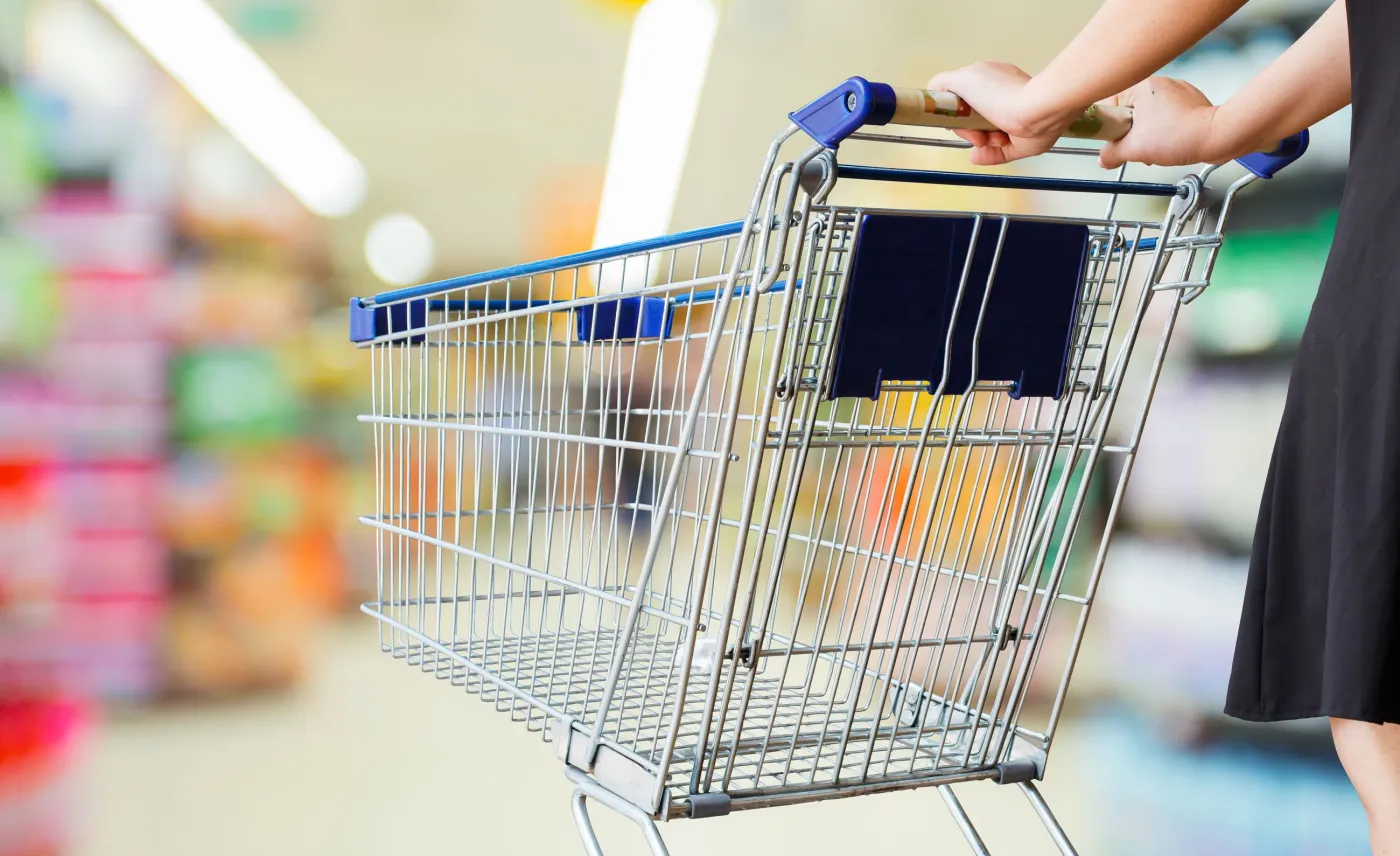 Auchan na Ursynowie założył zabezpieczenia na masło. Nie radził sobie z kradzieżami