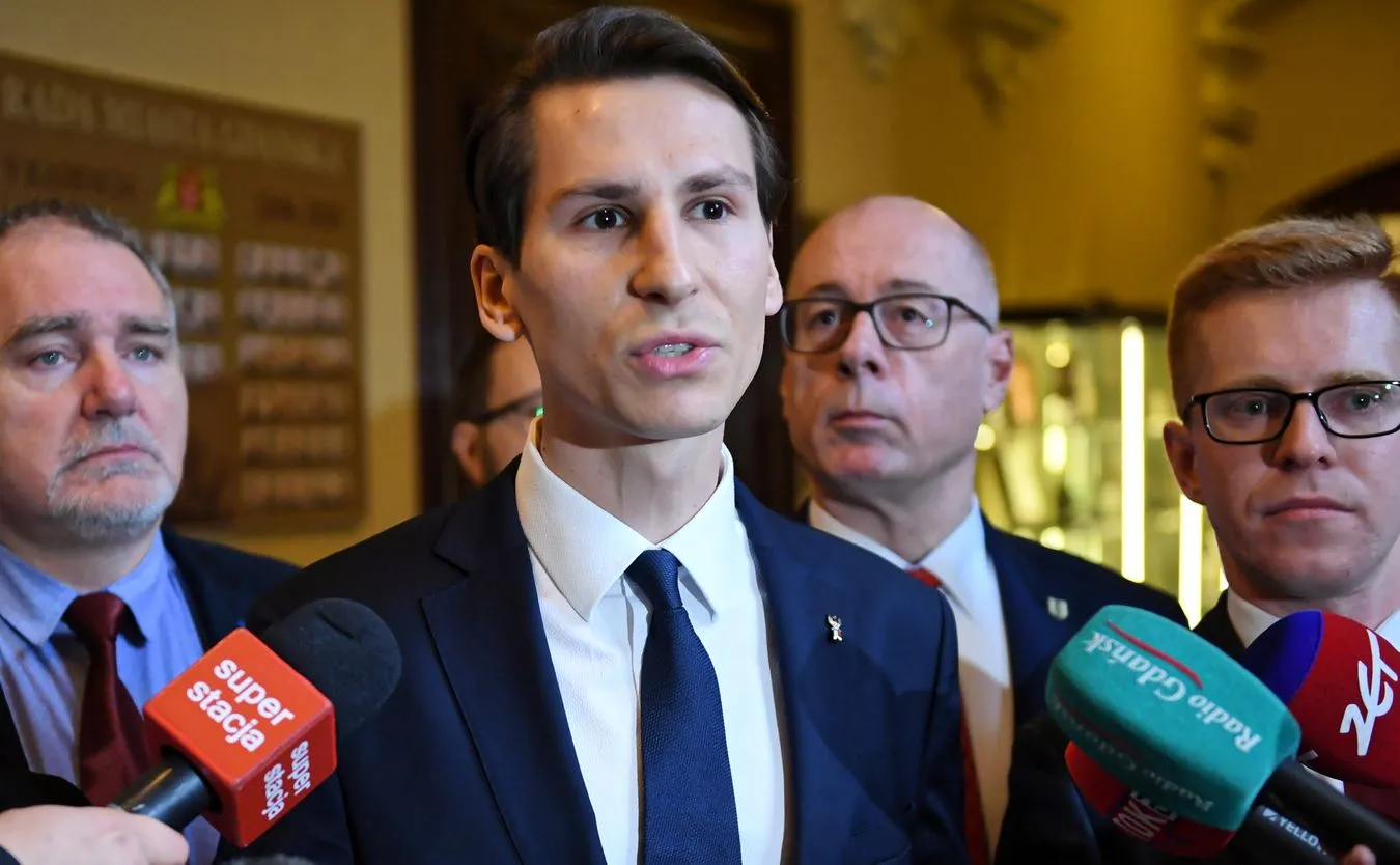 Płażyński żąda odwołania zastępcy prezydenta Gdańska. "Nie odniósł się do zarzutów, tylko wyśmiał radnych"