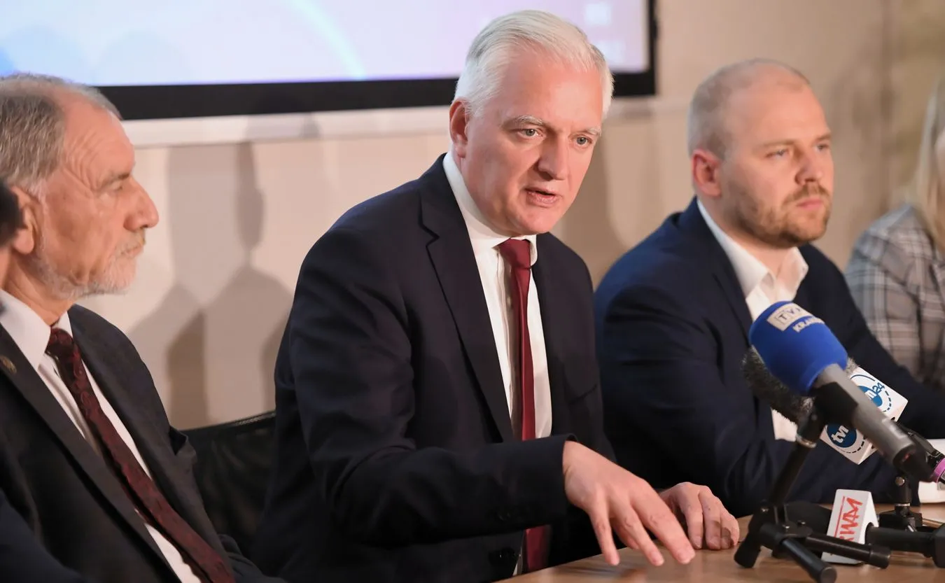 Gowin do kandydatów KO: Wyborcy mają prawo wiedzieć czy popieracie adopcje dzieci przez pary homoseksualne