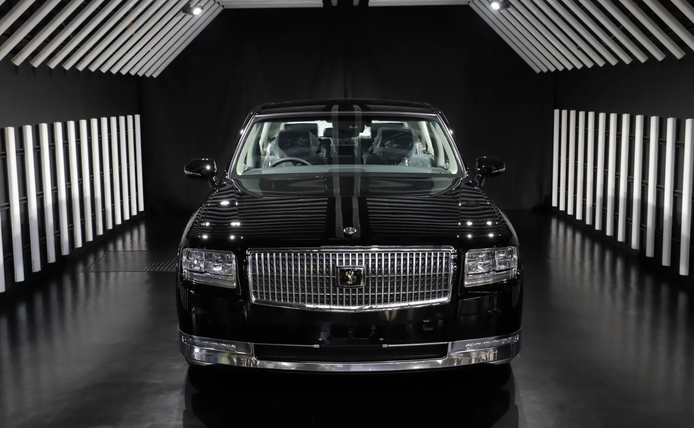 Toyota Century - na bazie tej słynnej limuzyny powstał samochód dla nowego cesarza Japonii, Naruhito 
