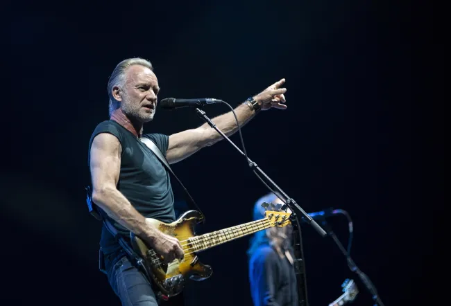 12437323-net-epa07690539.jpg