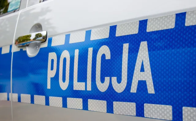 Mazowsze: Policjant śmiertelnie postrzelił 30-latka, który dźgnął go nożem