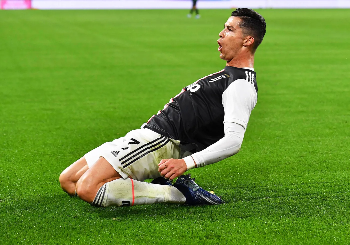 Liga włoska: Skorupski nie zatrzymał Ronaldo. Szczęsny mecz oglądał z ławki rezerwowych