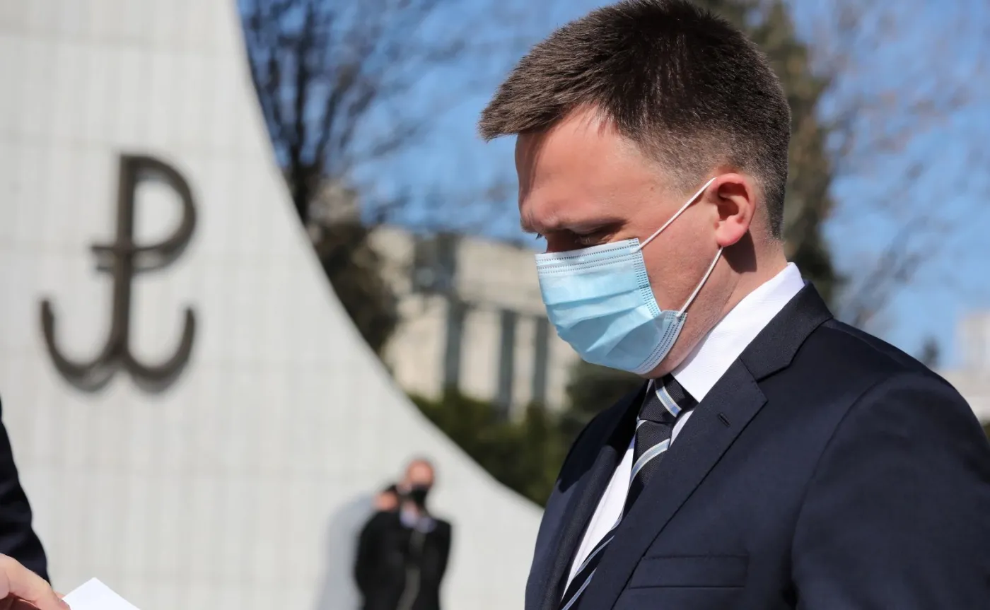 Hołownia sięga po "broń atomową" i nie rezygnuje ze skargi do SN. Słowny ping-pong z rzecznikiem PKW