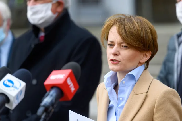 Emilewicz chce wyjaśnień w sprawie radiowej Trójki. Napisała list do Rady Mediów Narodowych