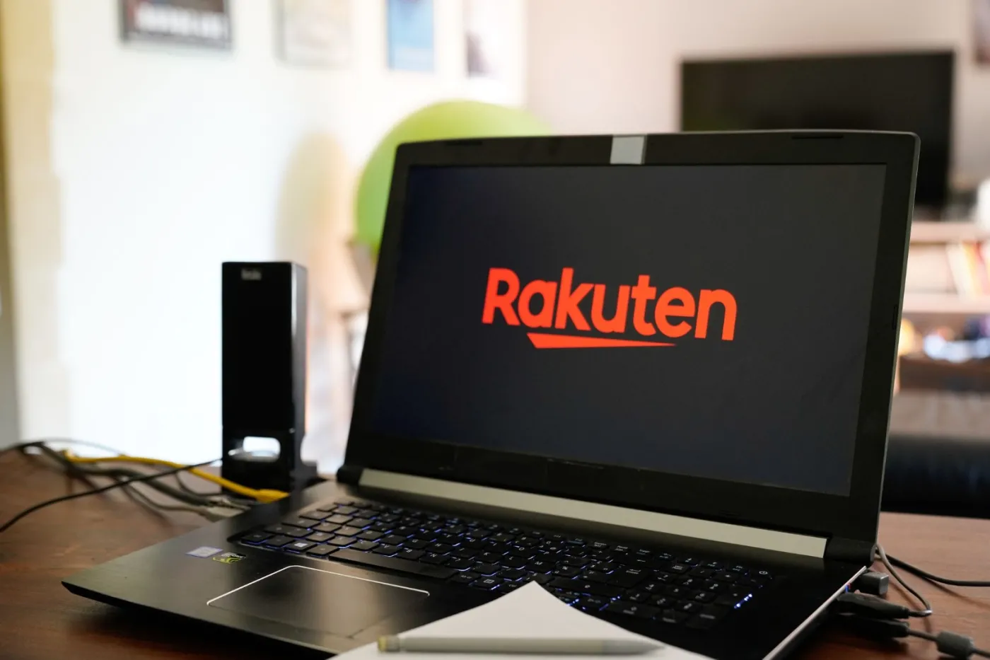 Jak skorzystać z wypożyczalni filmów Rakuten? [PORADNIK]