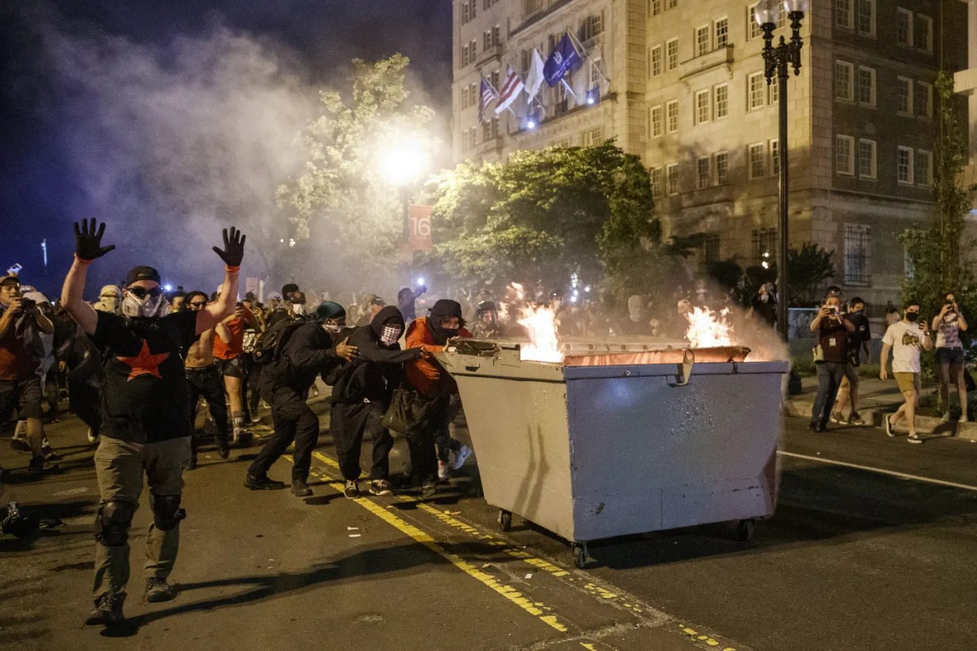 Koszykarz NBA jechał 15 godzin, by dołączył do protestujących w Atlancie