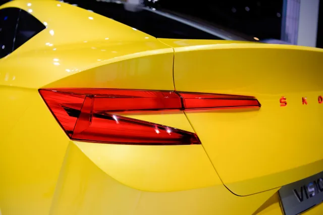 Skoda ENYAQ wjeżdża do Polski jako SUV i coupe. Nowy model rozpoczyna wielką ofensywę