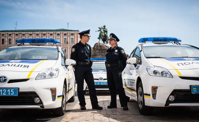 Ukraińscy policjanci zgwałcili kobietę wezwaną na świadka? Zwolniono ich ze służby
