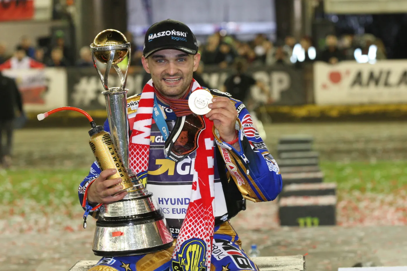 Bartosz Zmarzlik: Pożyczyłem od mamy kozaki, żeby zacząć jeździć na żużlu