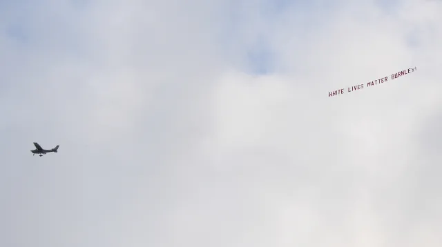 Przykry incydent przed meczem w Manchesterze. "Winny dostanie dożywotni zakaz stadionowy"