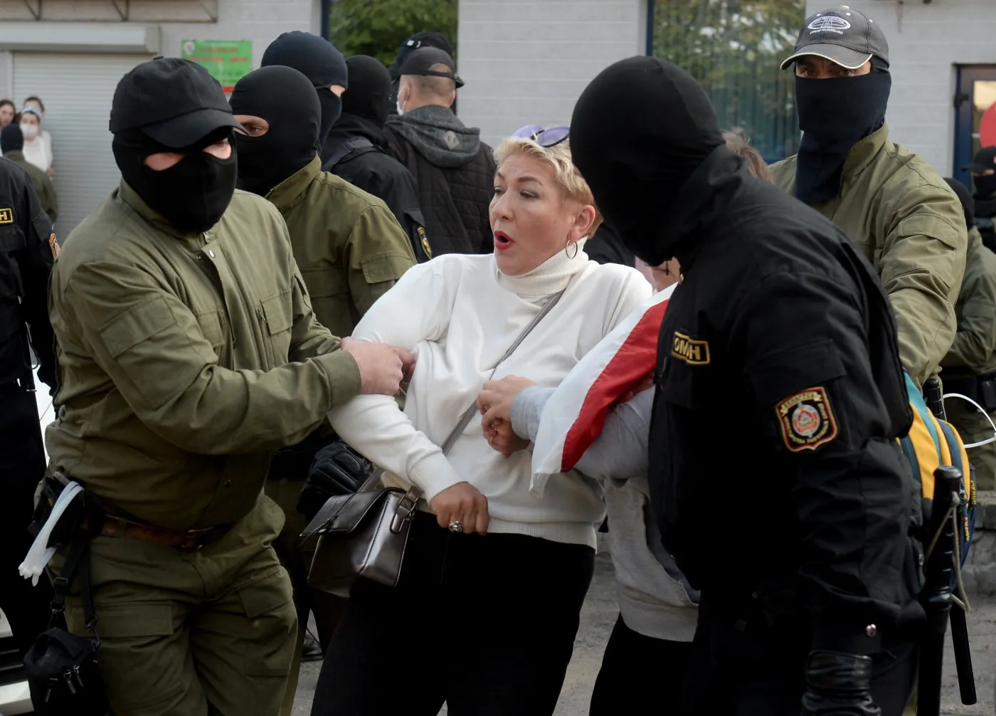 Podczas marszu kobiet w Mińsku zatrzymano ponad 300 osób