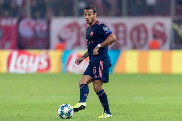 Thiago Alcantara w Liverpoolu. Bayern na transferze zarobi 30 mln euro