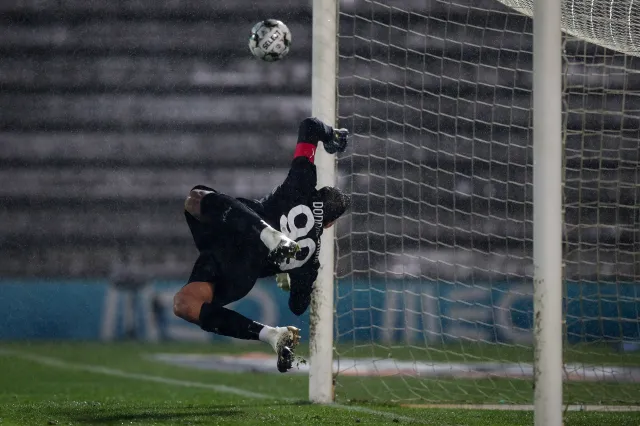 12 serii rzutów karnych w meczu Rio Ave - AC Milan [WIDEO]