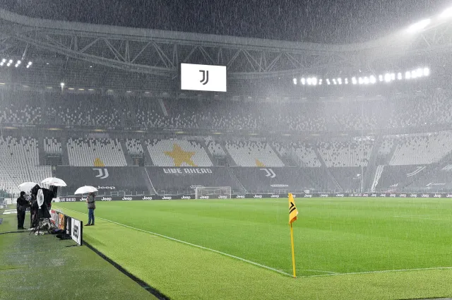 Kara dla Napoli uchylona, mecz z Juventusem zostanie rozegrany