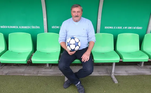 Były znakomity piłkarz Antonin Panenka opuścił szpital