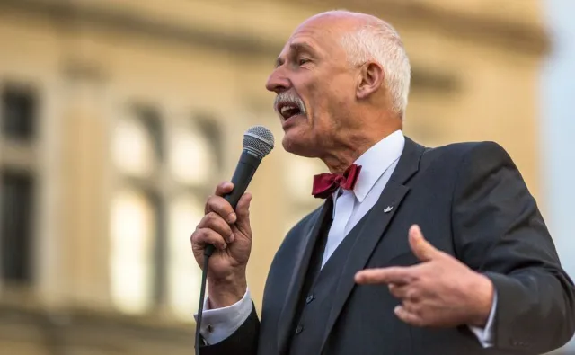 Korwin-Mikke o programie 500 plus: Jeśli głupki z PiS dają, trzeba brać