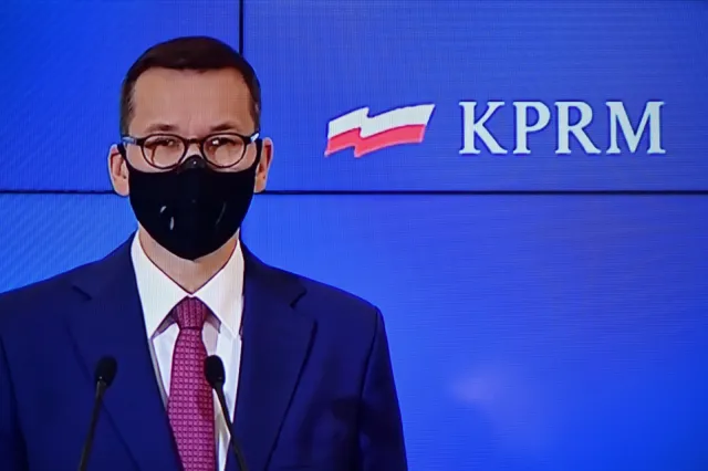 Morawiecki: Przed nami sto dni solidarności w walce z Covid-19