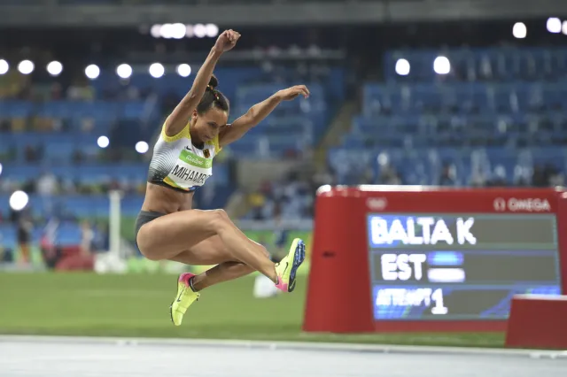 Mistrzyni świata w skoku w dal będzie trenować z Carlem Lewisem