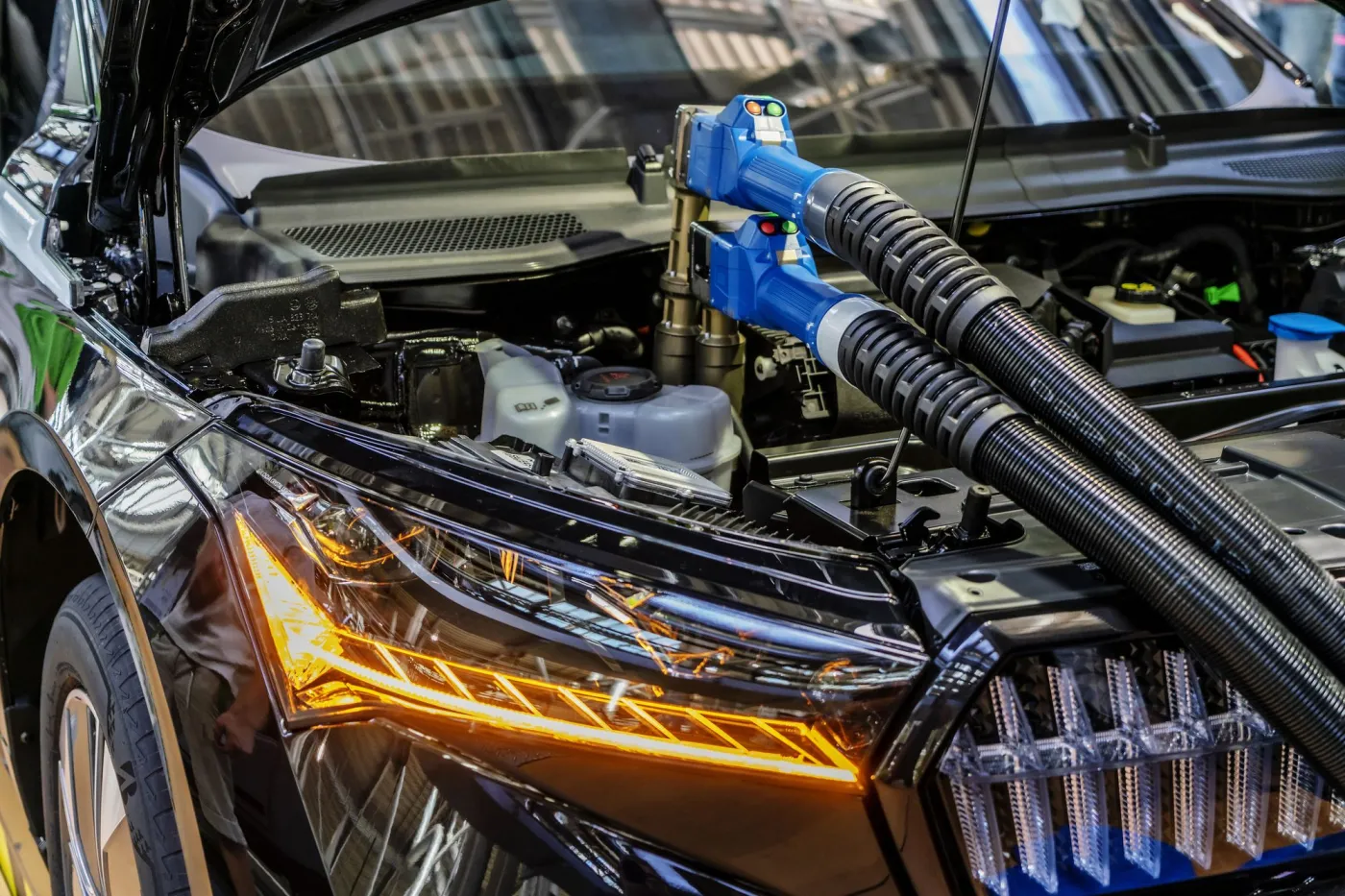 Skoda inwestuje i daje pracę Polakom. Ile na rękę? "Premie i bonusy do wynagrodzenia"
