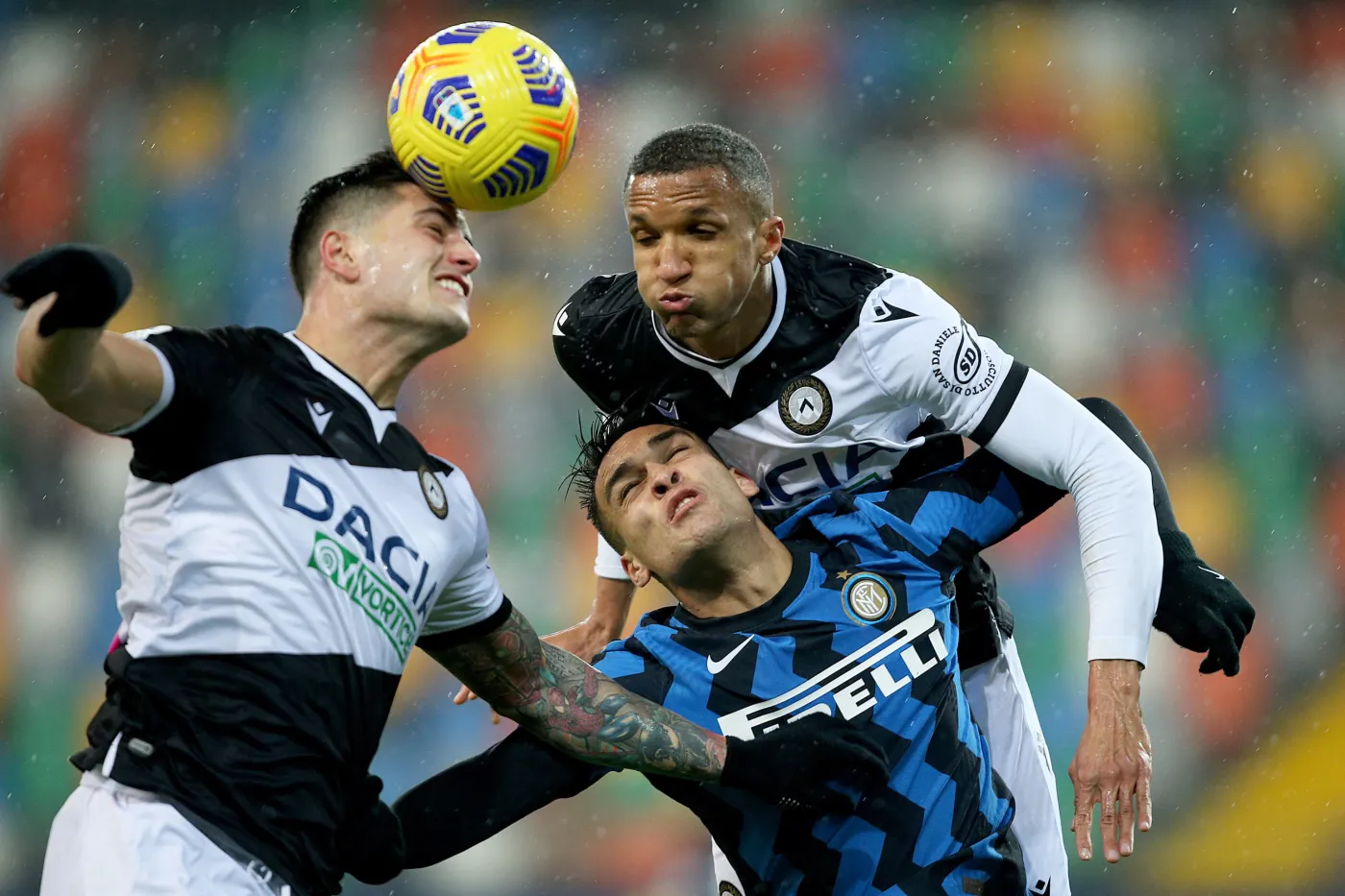 Inter Mediolan nie wykorzystał potknięcia lidera. AC Milan mimo porażki nadal na czele