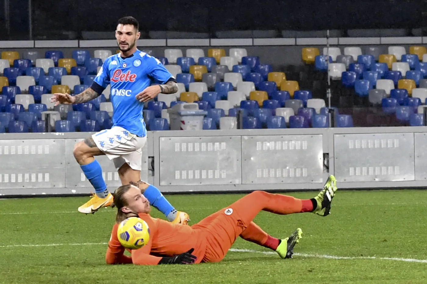 Piotr Zieliński z asystą, Napoli w półfinale Pucharu Włoch