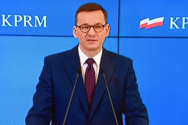 Rząd łagodzi obostrzenia. Opublikowano ROZPORZĄDZENIE